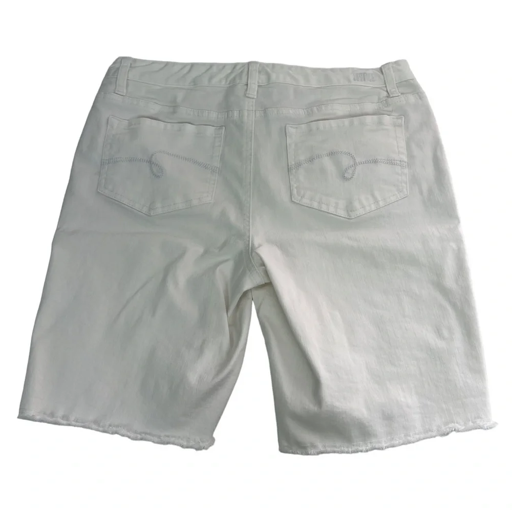 JUSTICE Women’s White Denim Shorts Sz 16 Plus Distressed Raw Hems